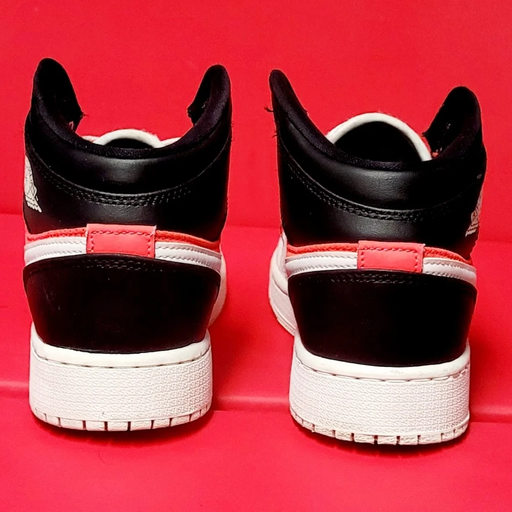 Jordan 1 Mid Black Infrared GS Shoes #FB4417-016 size 5Y Big Boys / Women's 6.5 - Picture 7 of 12